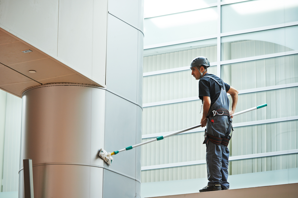 Commercial & Industrial Cleaning